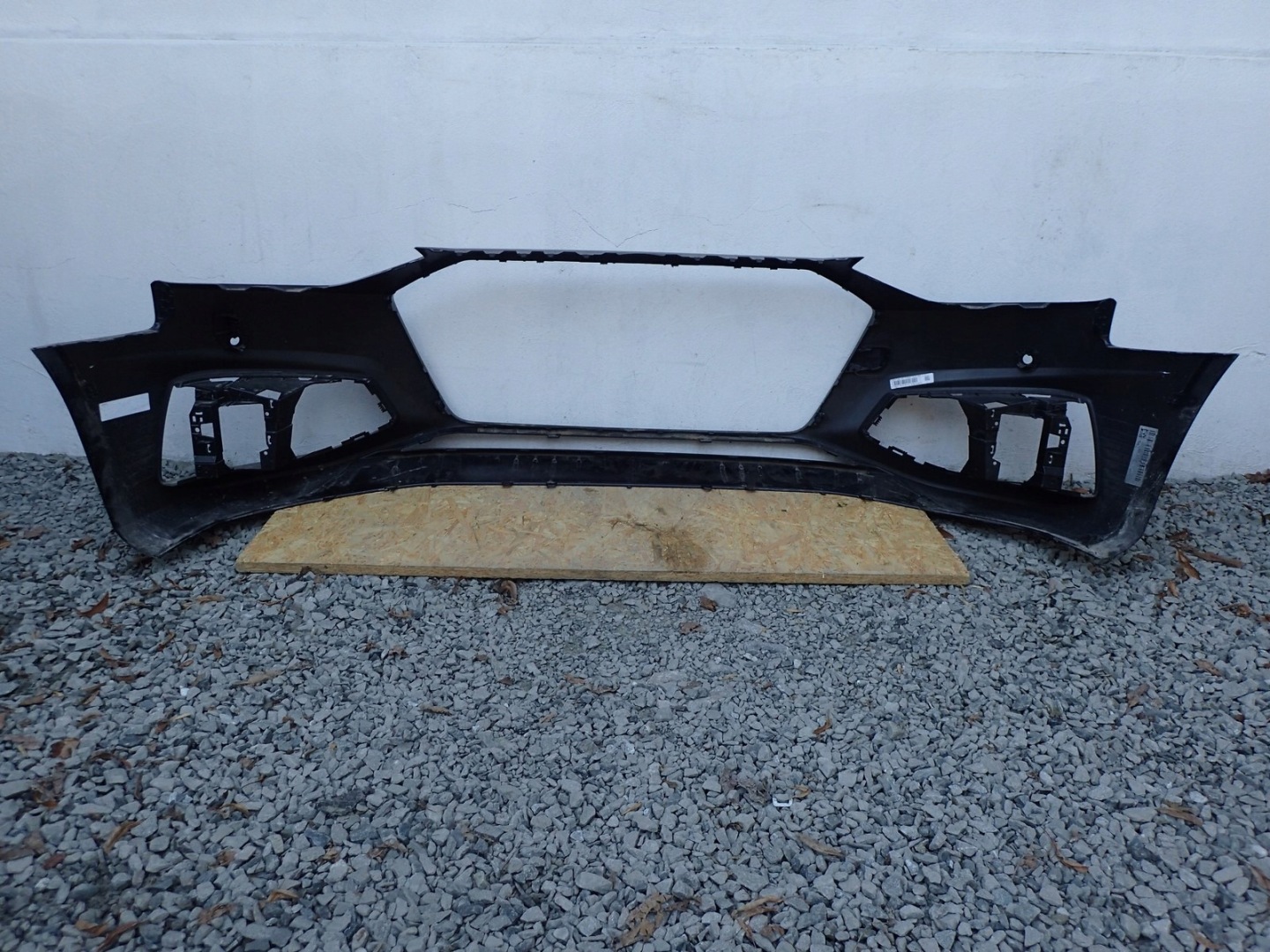 bumper front front AUDI A4 B9 8W LIFT 2019