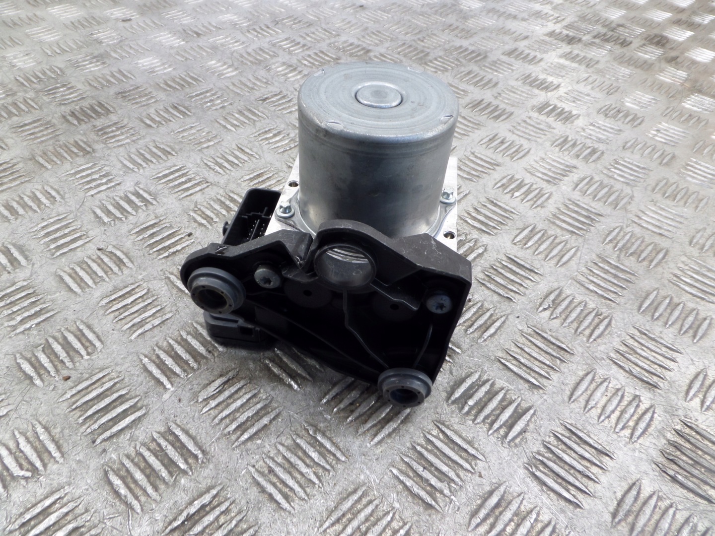 pump ABS VW SKODA SEAT 2Q0614517AP