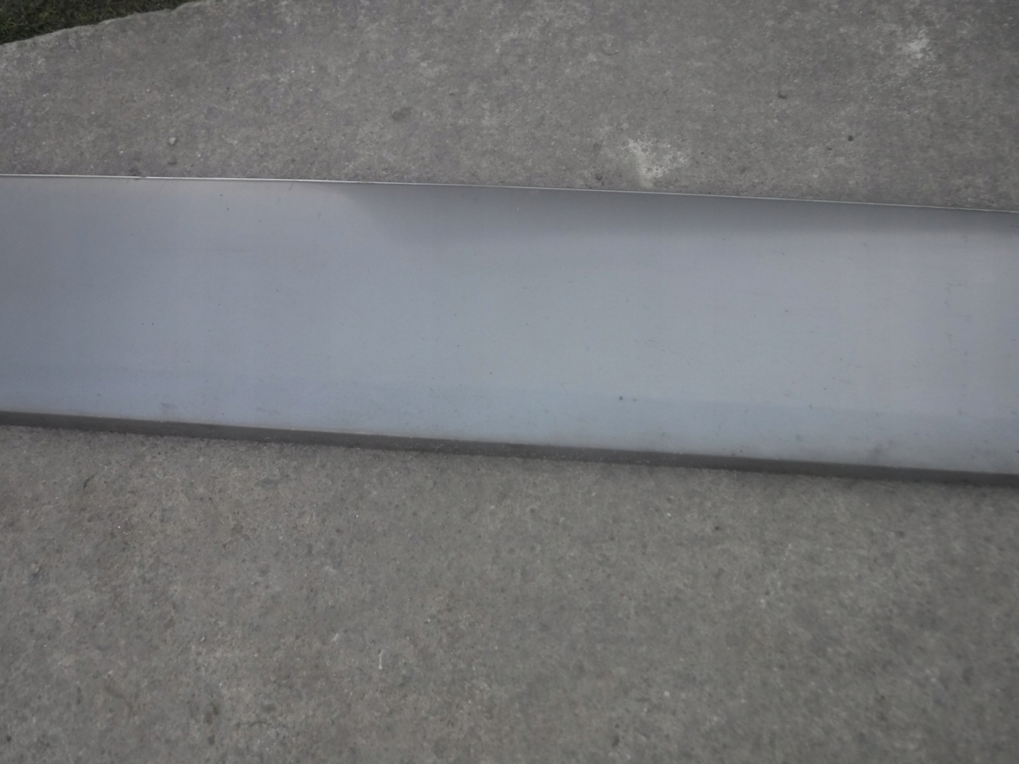 MERCEDES W124 moulding SZEROKA door front CHROM