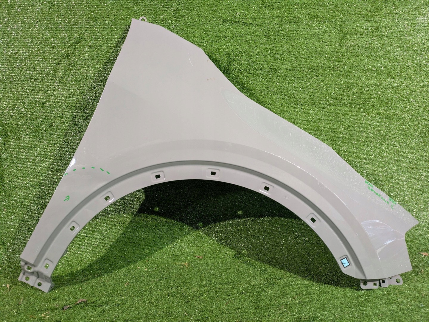 fender front right front KIA SPORTAGE V NR.280