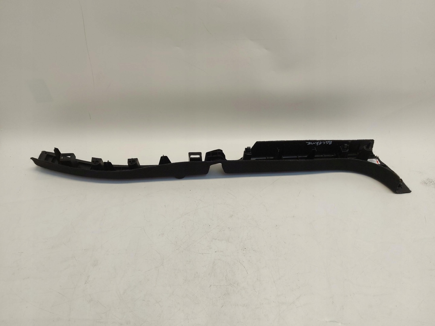 TESLA MODEL Y 2024r cover moulding boot left 1641262-96-C