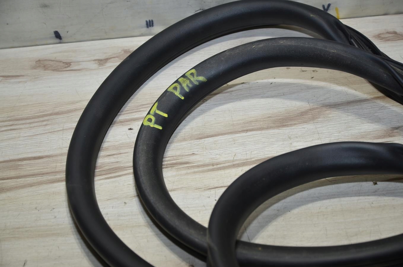 Dichtsatz Tür rechts heck Partner IV Rifter 19r
