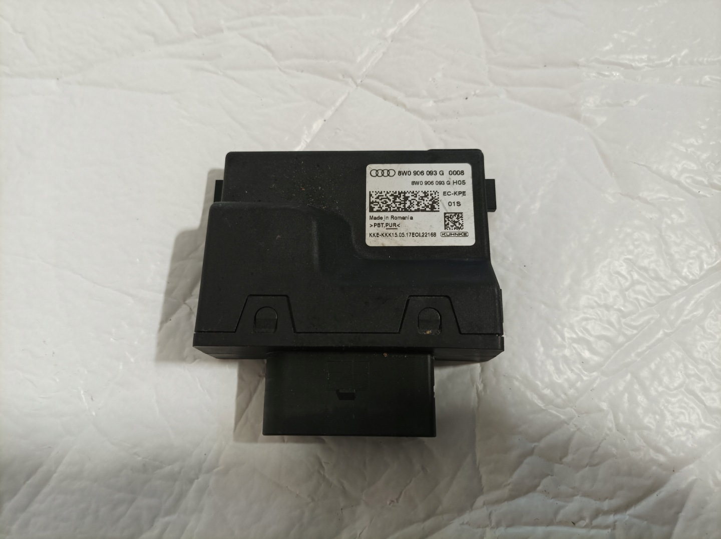 AUDI A4 B9 Bedienteil POMPY des Kraftstoffsbehälters 8W0906093G