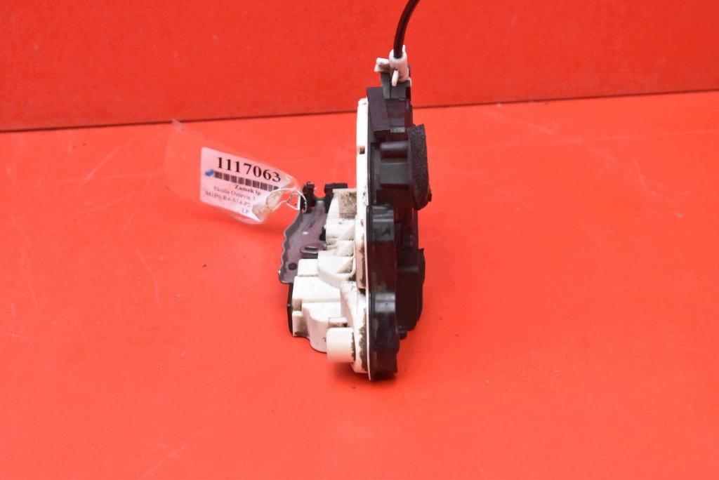 lock door left front front EU 5E1837015 SKODA OCTAVIA 3 III 13-17