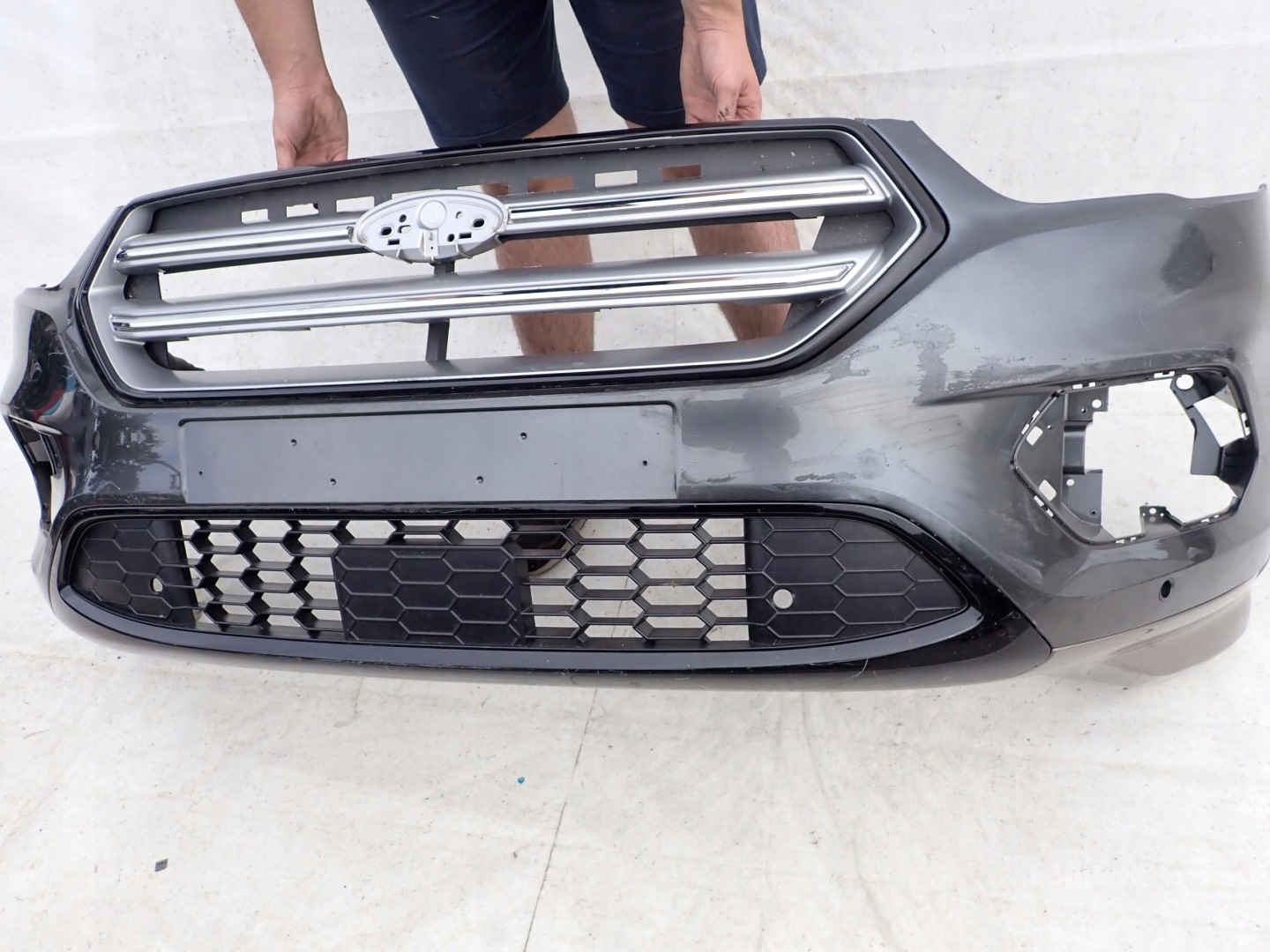 FORD KUGA II MK2 ST LINE LIFT 16-19 bumper front