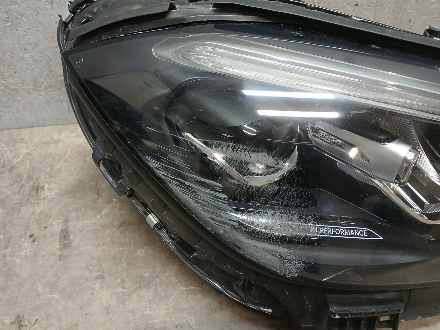 light front right MERCEDES C KLASA W206 A206 FULL LED HP A2069068204