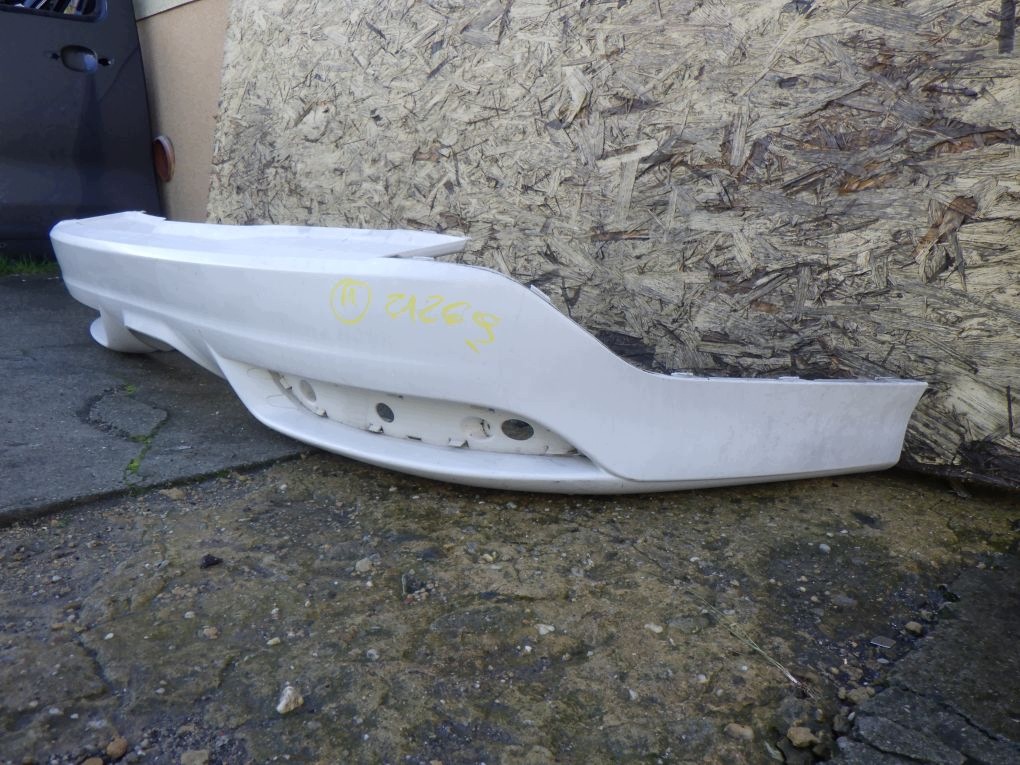 FORD FOCUS MK3 KOMBI ST 10- without PDC bumper rear rear part