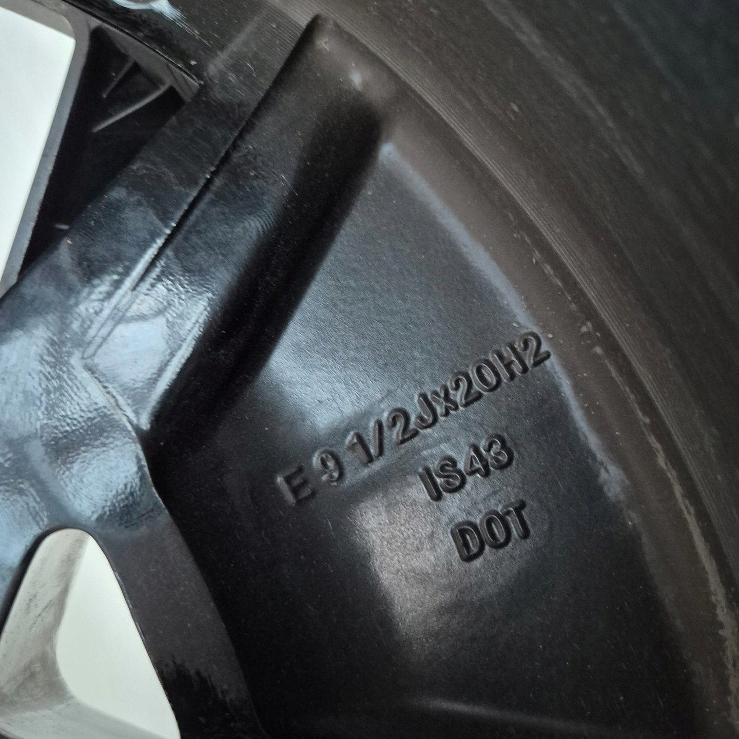 BMW m-packet 7916268 9,5JX20H2 20" disk hliníkový