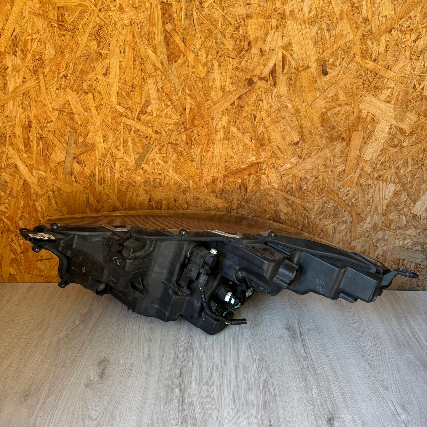 light front right complete TOYOTA YARIS IV 2020 ROK