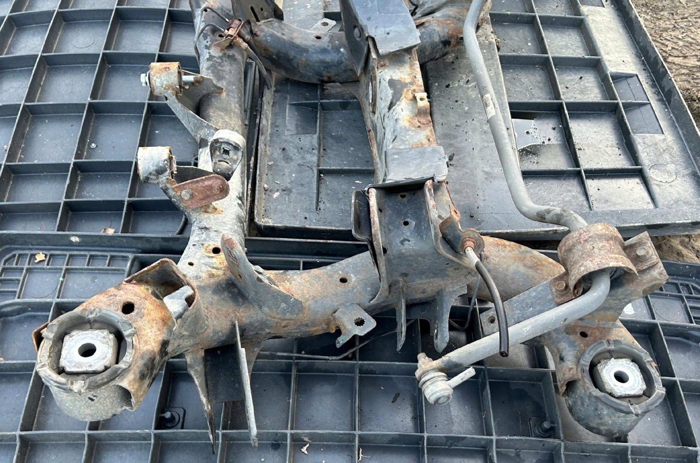 subframe axle beam axle beam rear part rear. BMW X5 E70 3.0D