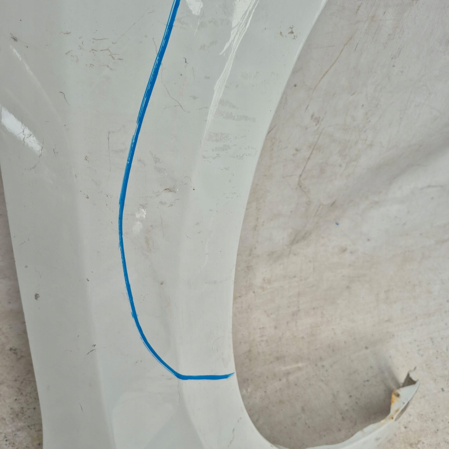 VOLVO V60 and 1 S60 II 2 10-13 fender front front right