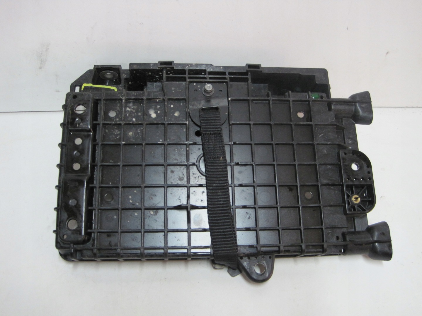 Grundlage Akumulatora Mercedes GLA 247 A1776204201