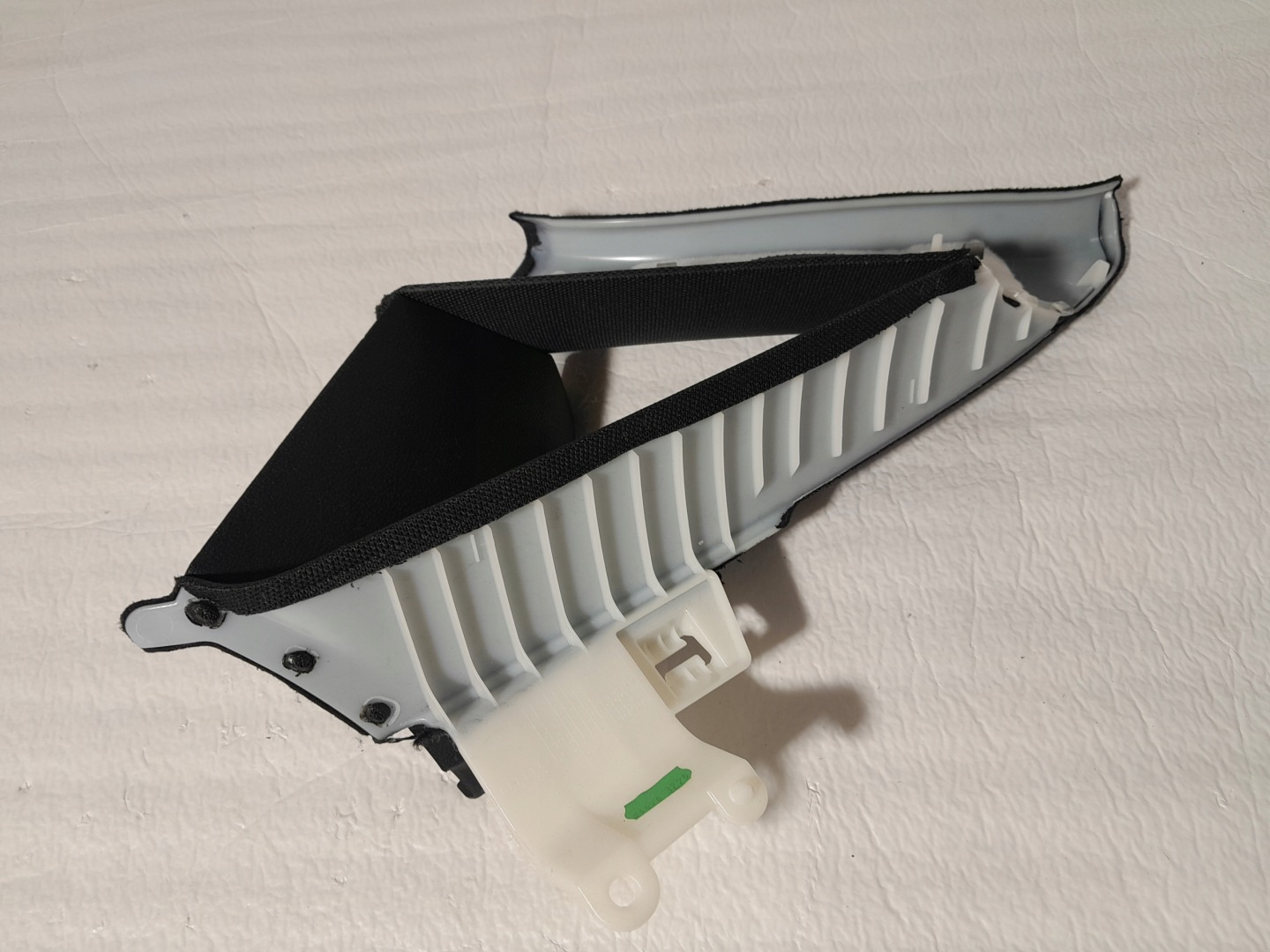AUDI A4 B9 cover side SLUPKA 8W5867287C