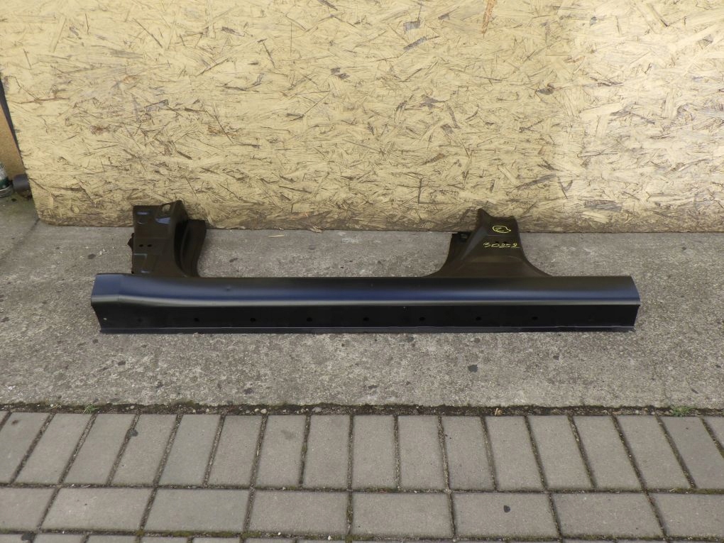 NISSAN MICRA K14 threshold left