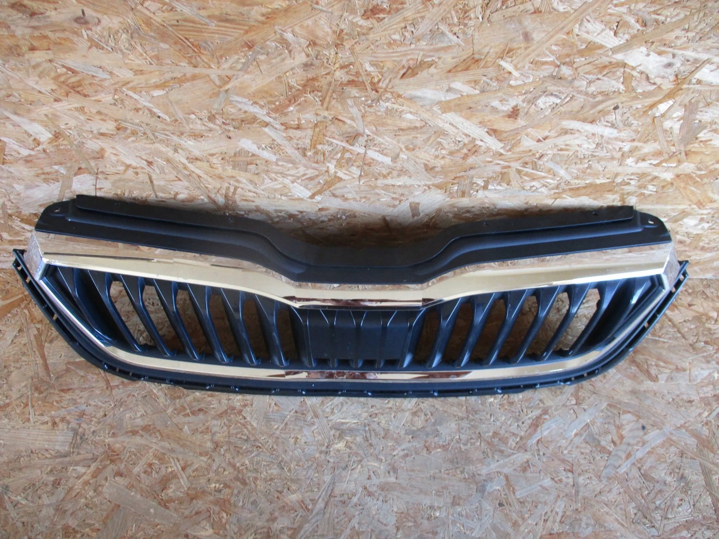 GRILLE SKODA SCALA