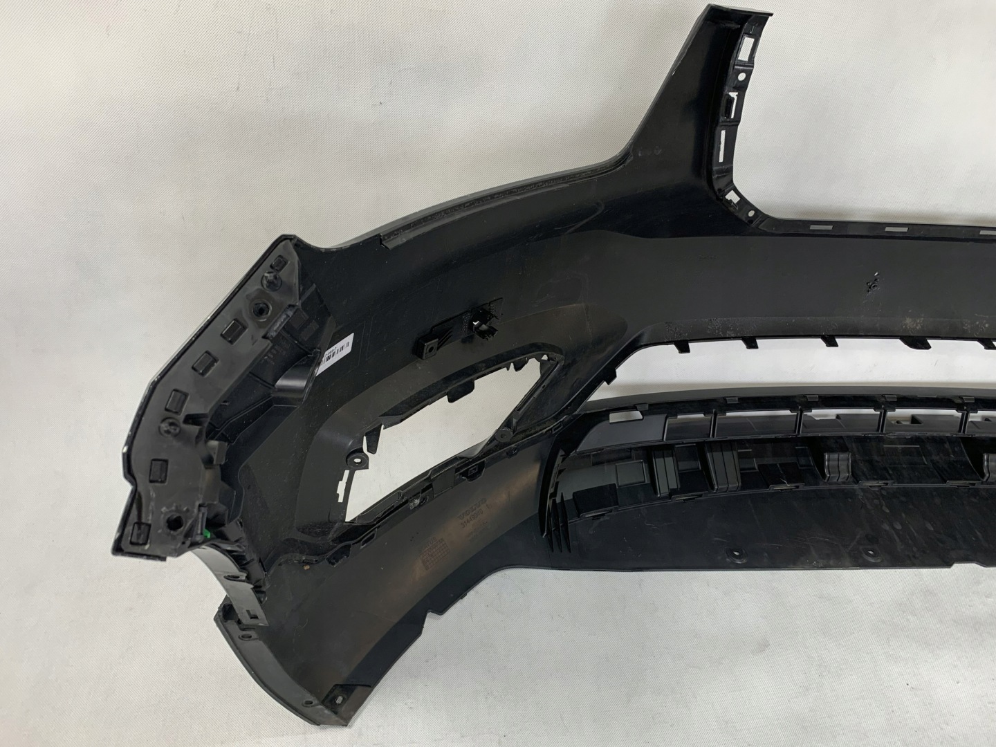 Frontstoßstange Volvo XC40 17-21r PDC 31449359 03.26