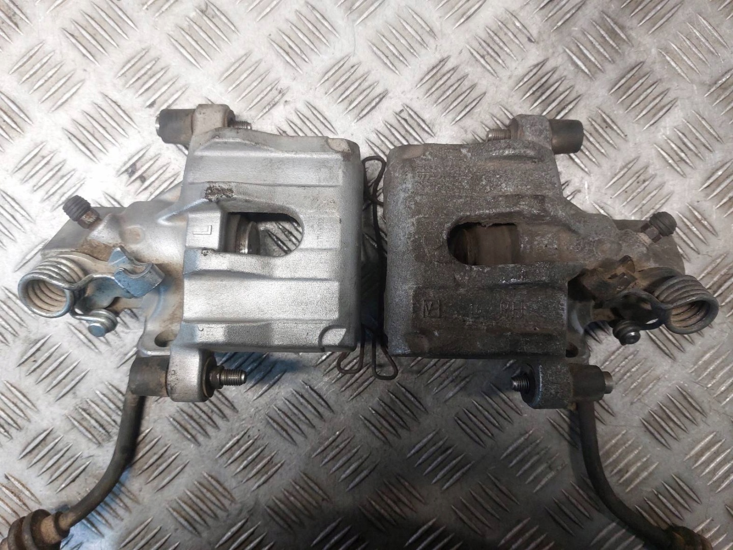 caliper brake left rear part + right rear part FORD C-MAX and 1.6 TDCI