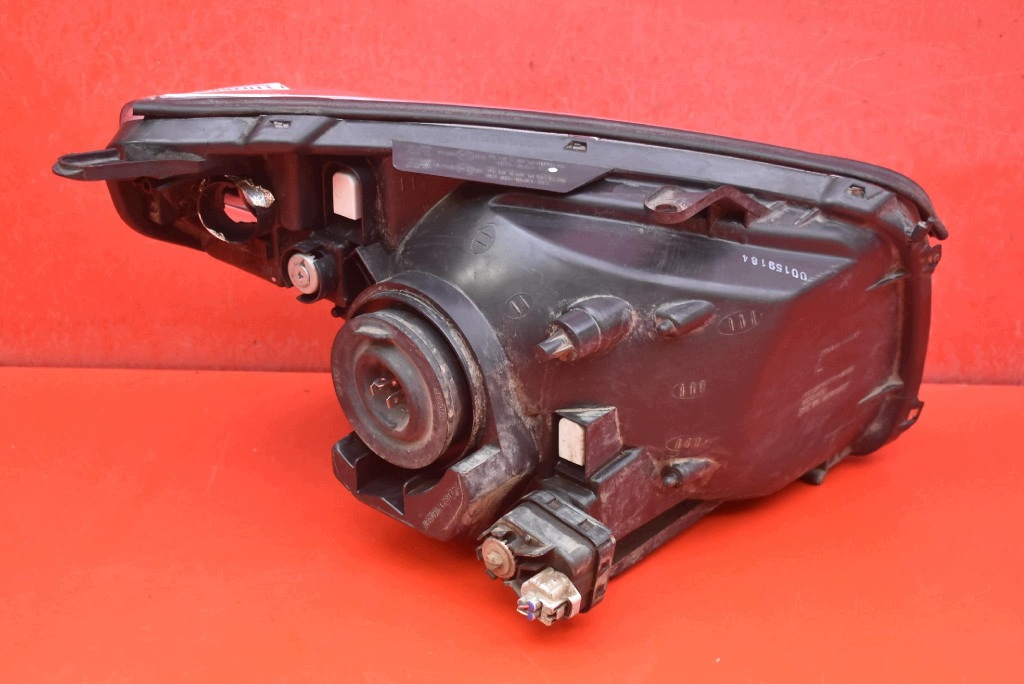 REFLEKTOR left light front EU TOYOTA RAV4 2 II 00-03