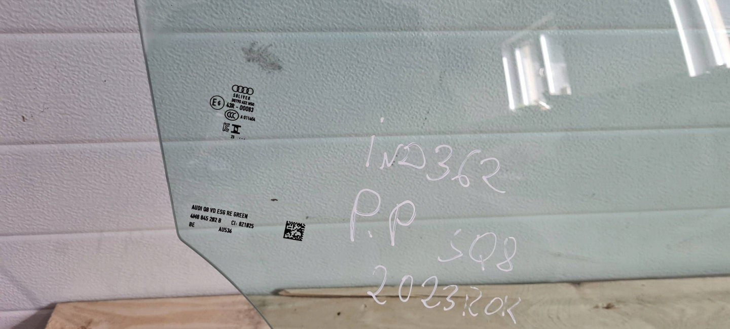 SQ8 4M RSQ8 Q8 window door right right front 23R 4M8845202B