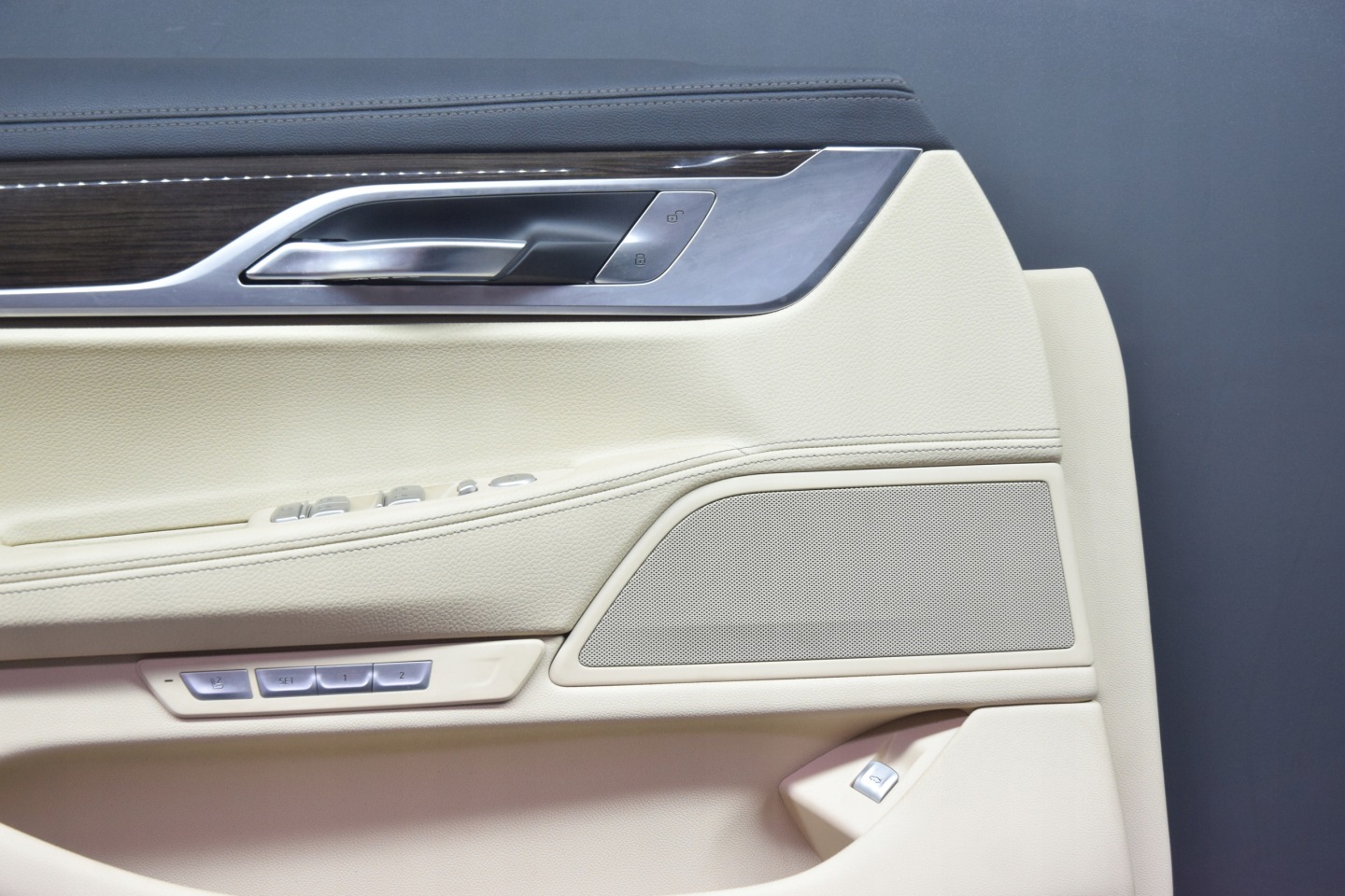 upholstery door left front side door BMW 7 G11 G12 BEIGE