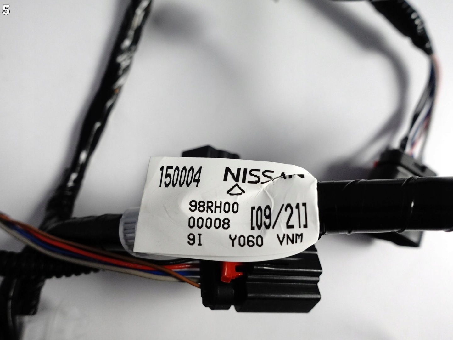 INFINITI Q50 bundle wiring W bumper rear part 4 PDC