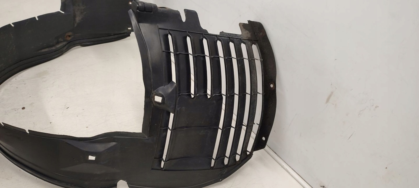 podblatník předek přední pravé Mercedes W140 3,2