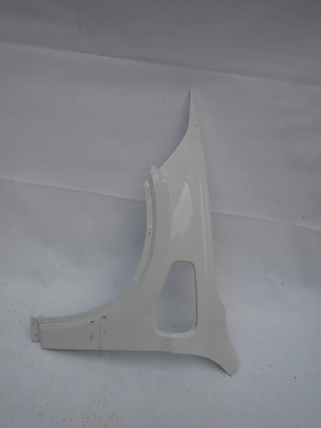 BMW X1 F48 HYBRYDA 15- fender left front front