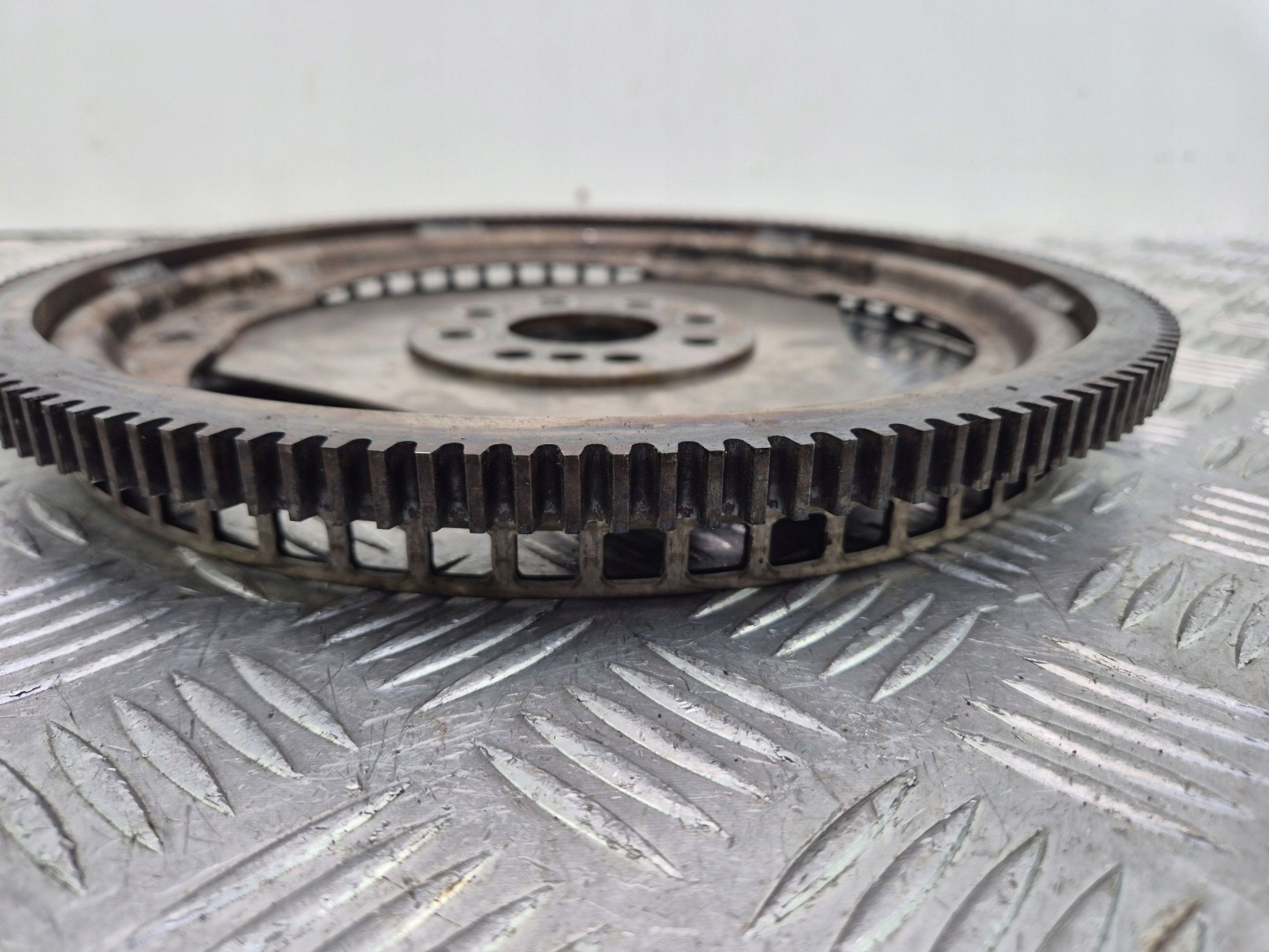 wheel flywheel Mercedes E200 CGI W212 2710320147 M271.820