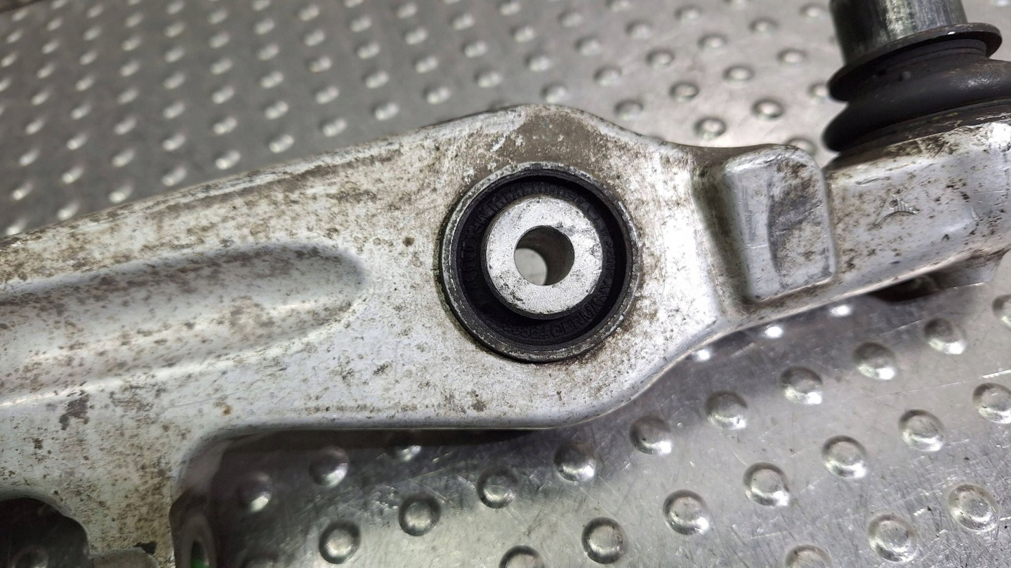 arm left front 4E0407155C AUDI A8 D3 BENTLEY CONTINENTAL GT GTC LIFT