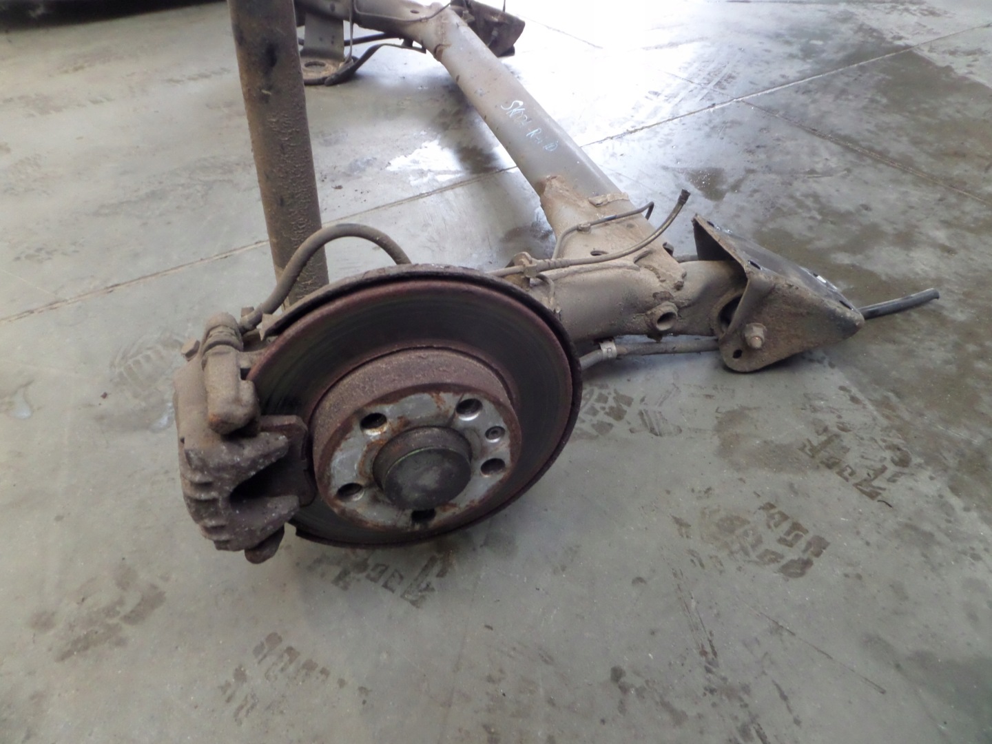 SKODA RAPID HB axis sususpension sider rear part discs