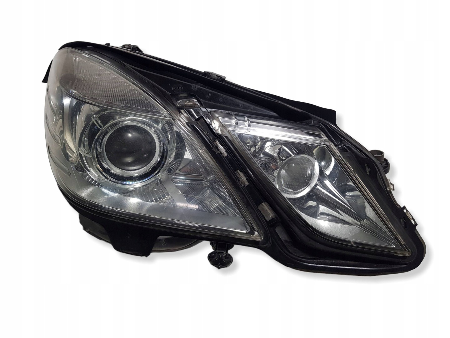light right BI-XENON front Mercedes E W212 XENON