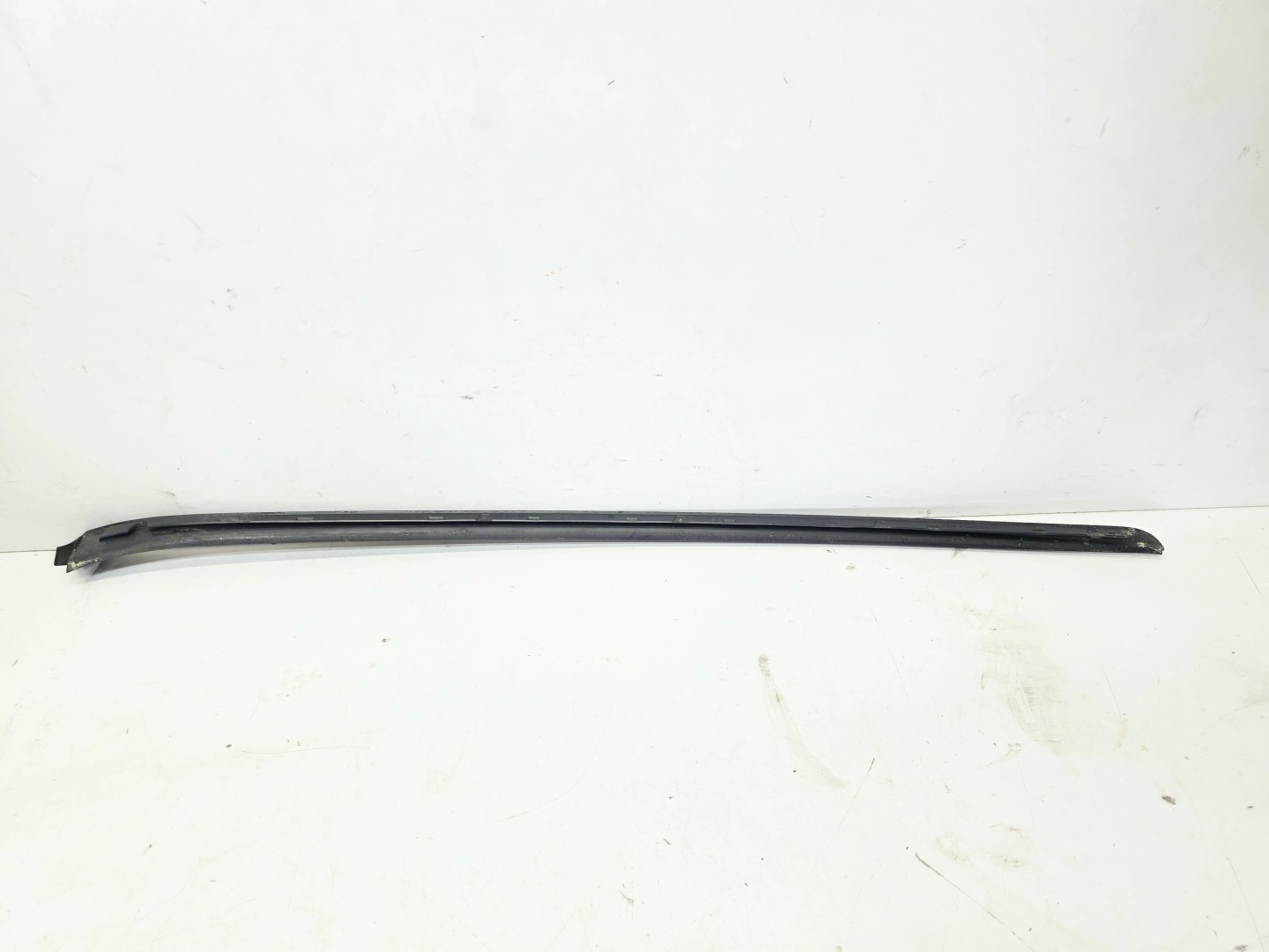 moulding dust windows CZOLOWEJ left AUDI Q7 4M 4M0854327B