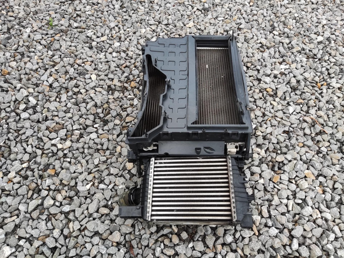 KOMPLET radiatore radiatore VENTOLA RENAULT CAPTUR e 1.5 DCI 2013-2016