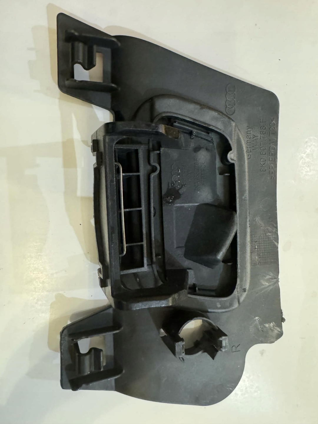 AUDI A4 B8 -> Copri LAVAFARO REFLEKTORA Anteriore Destro 8K0807788F