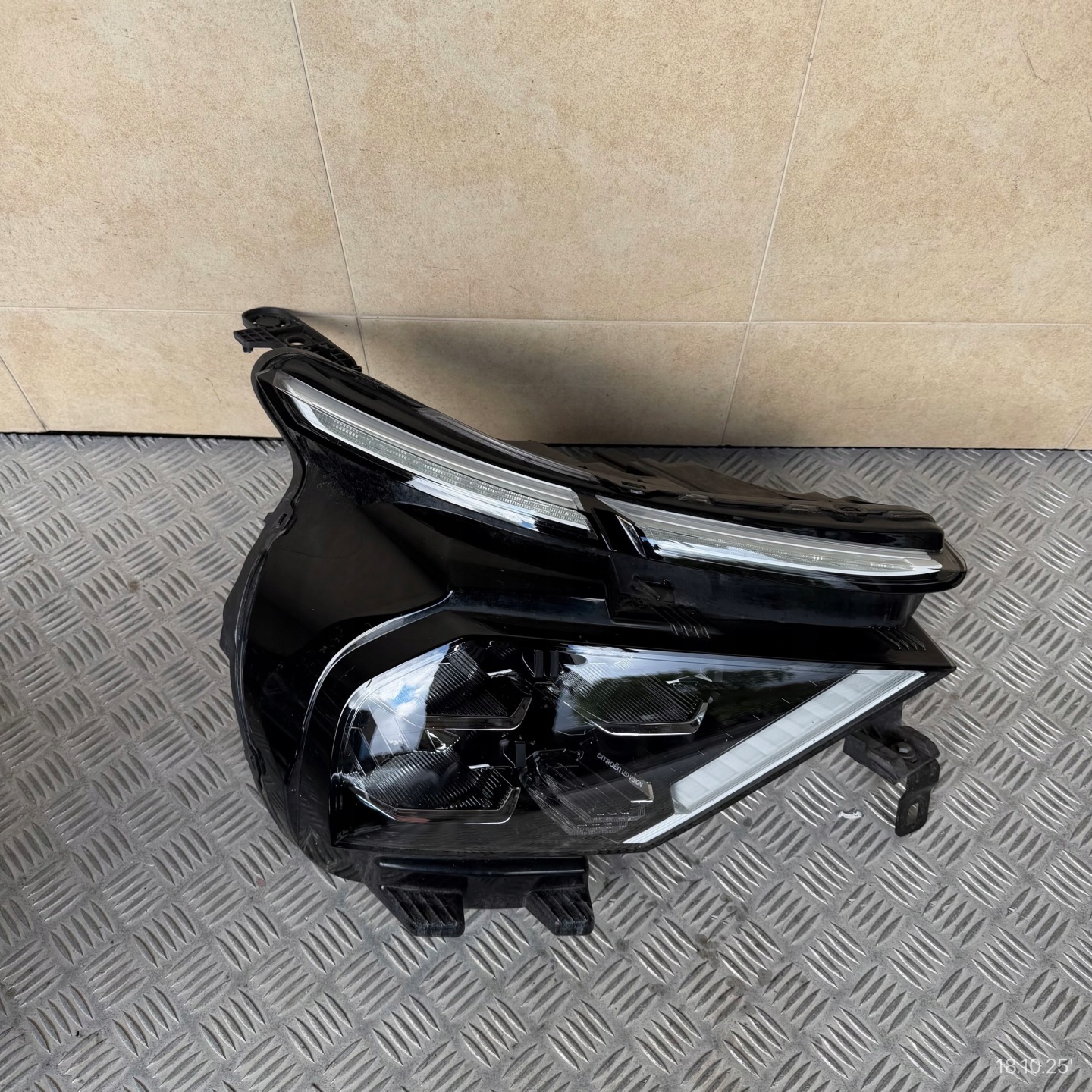 light left right lights front KOMPLET CITROEN C4 III 2021 ROK FULL LED