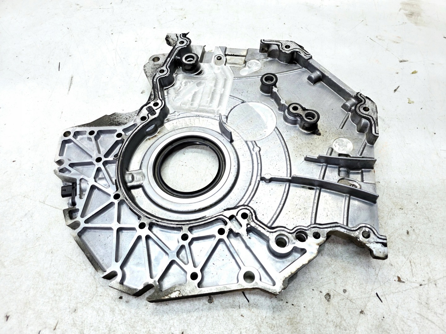 KOLNIERZ USZCZELNIAJACY heck AUDI A4 B9 A5 A6 C7 Q7 3.0 TDI CRT 059103171DF