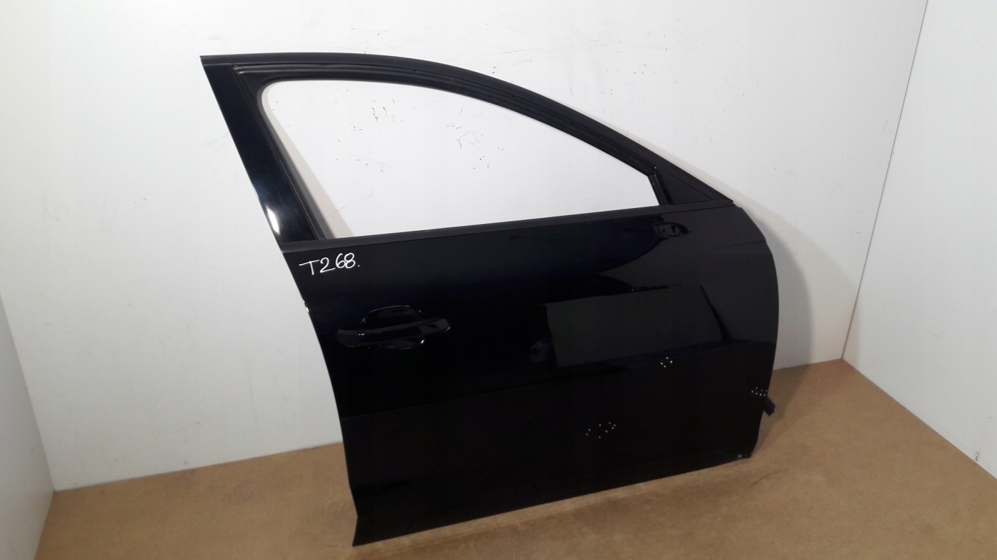 door AUDI A4 B9 front right LIFT (T268)