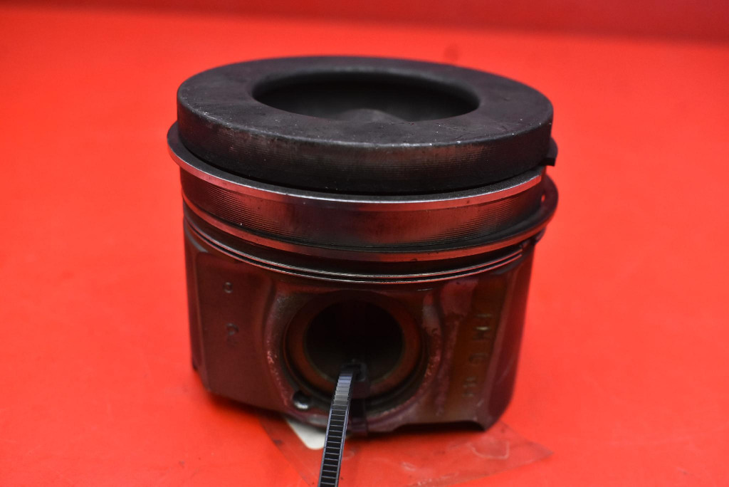 piston connecting rod 0851E CITROEN C5 2 II 2.0 HDI 150 KM 08-17
