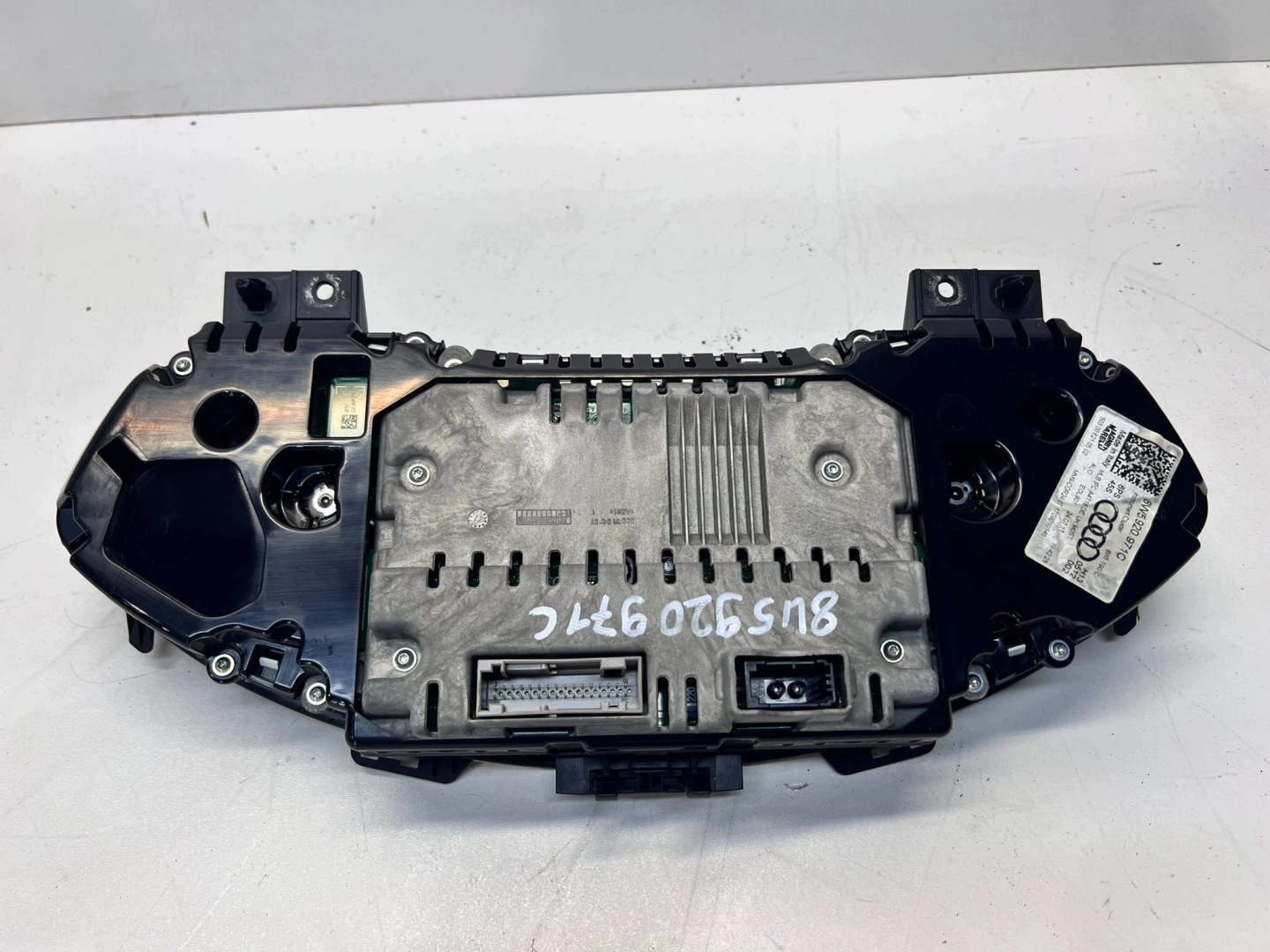 dials dials AUDI A4 B9 2.0 TDI 8W5920971C UK !