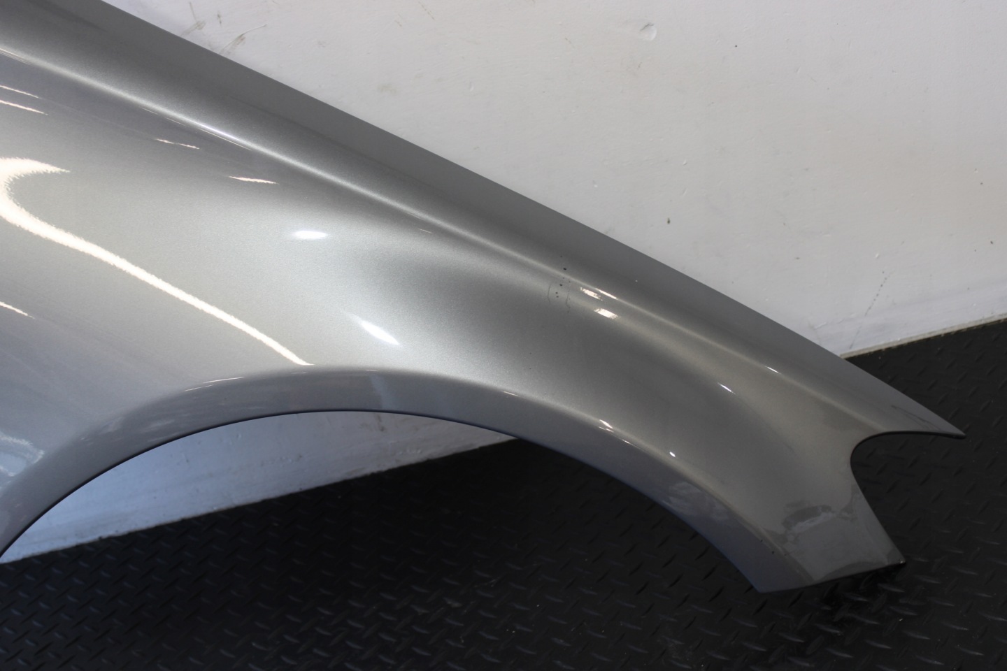 fender right front front MERCEDES C-KLASA W205 AMG