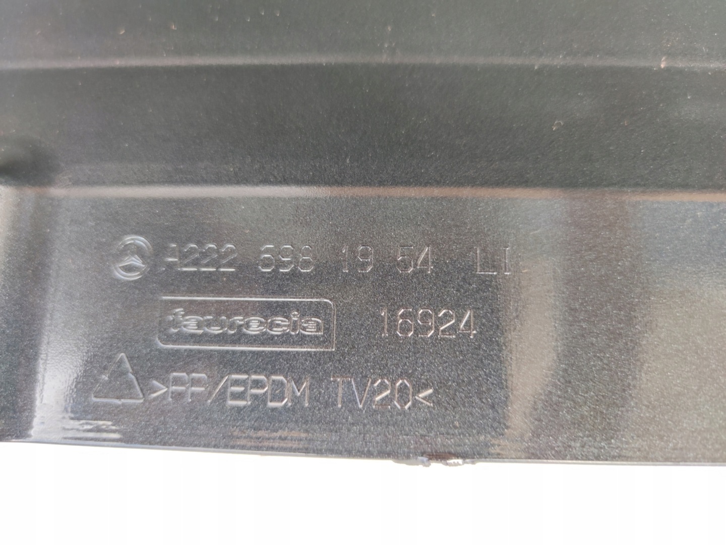 MERCEDES W222 S-KLASA AMG LONG left threshold moulding