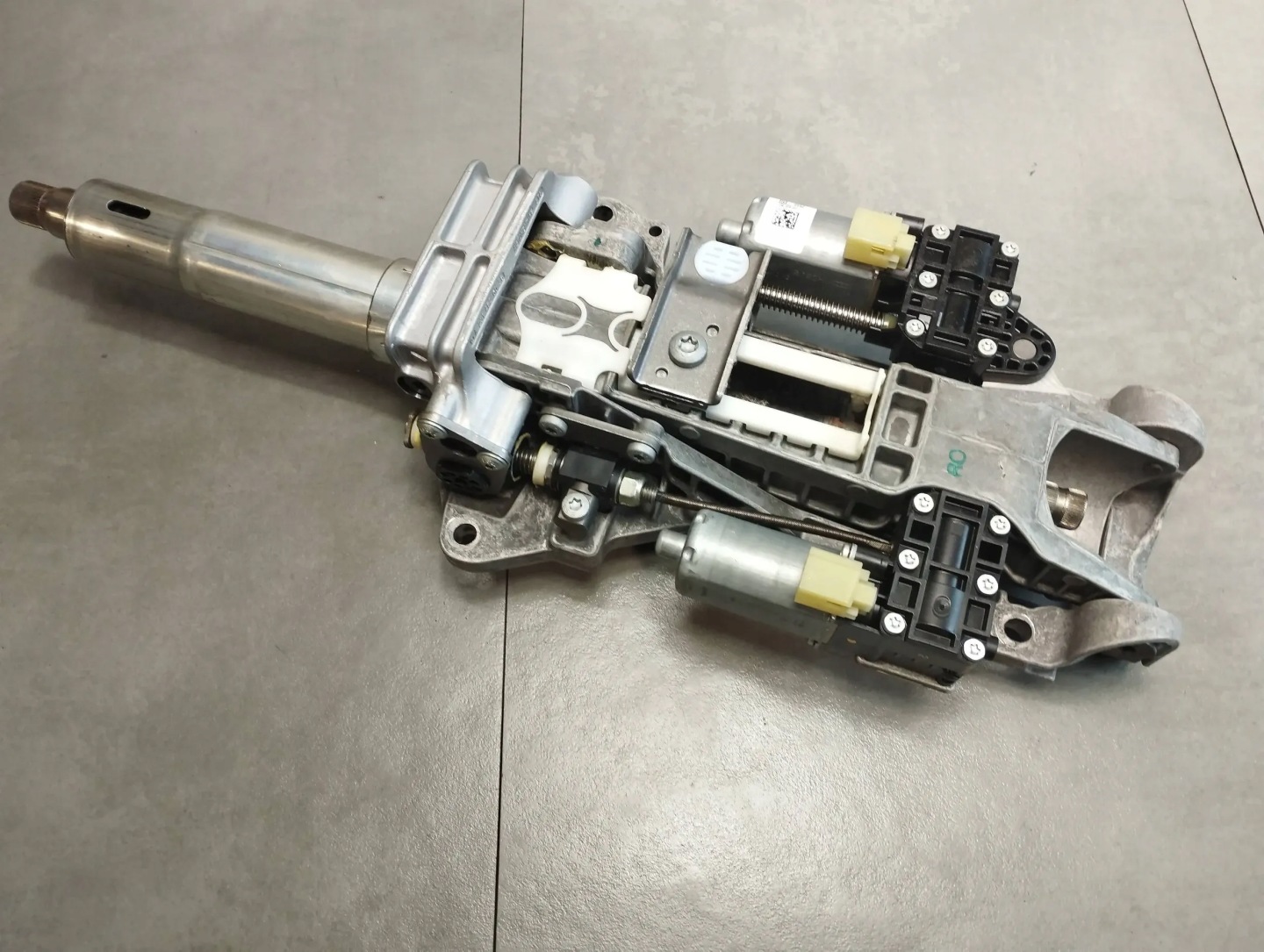 Mercedes-Benz GLC X253 steering wheel rod A2134620005