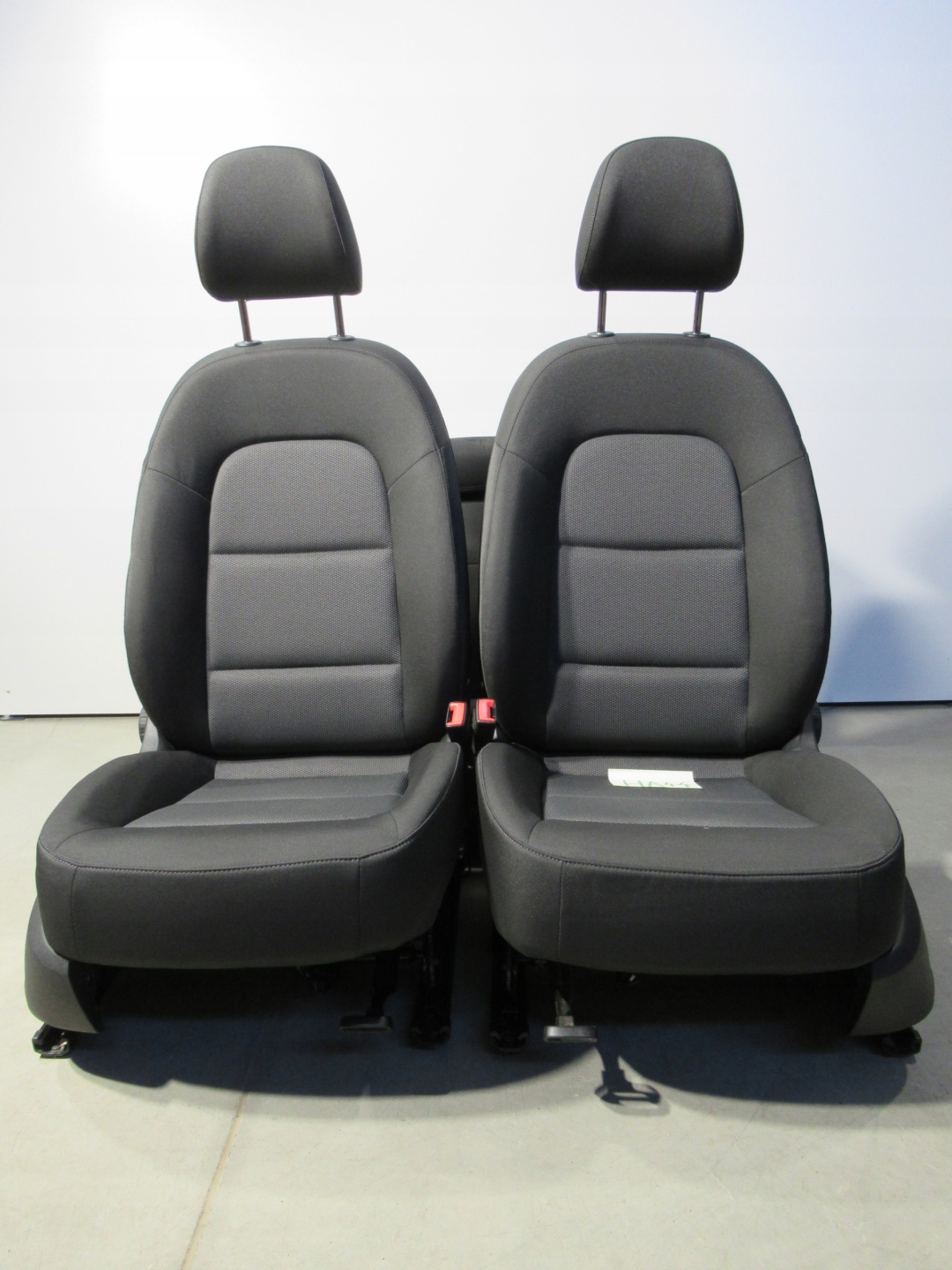 AUDI Q3 et 8U Sièges Siège Chauffeurs Passegers Siège Montage