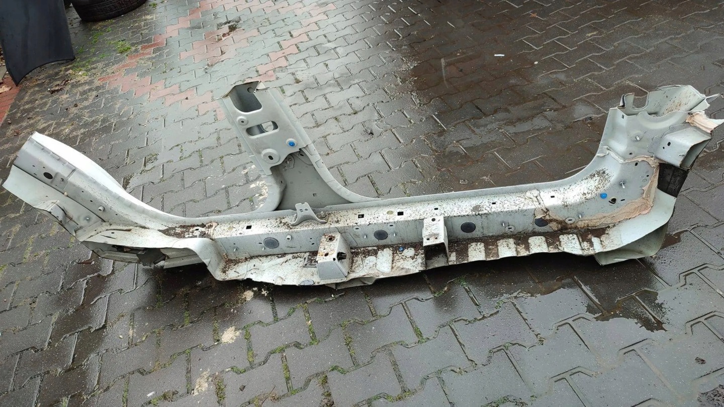 Citroen C4 Cactus 2018 left threshold pillar