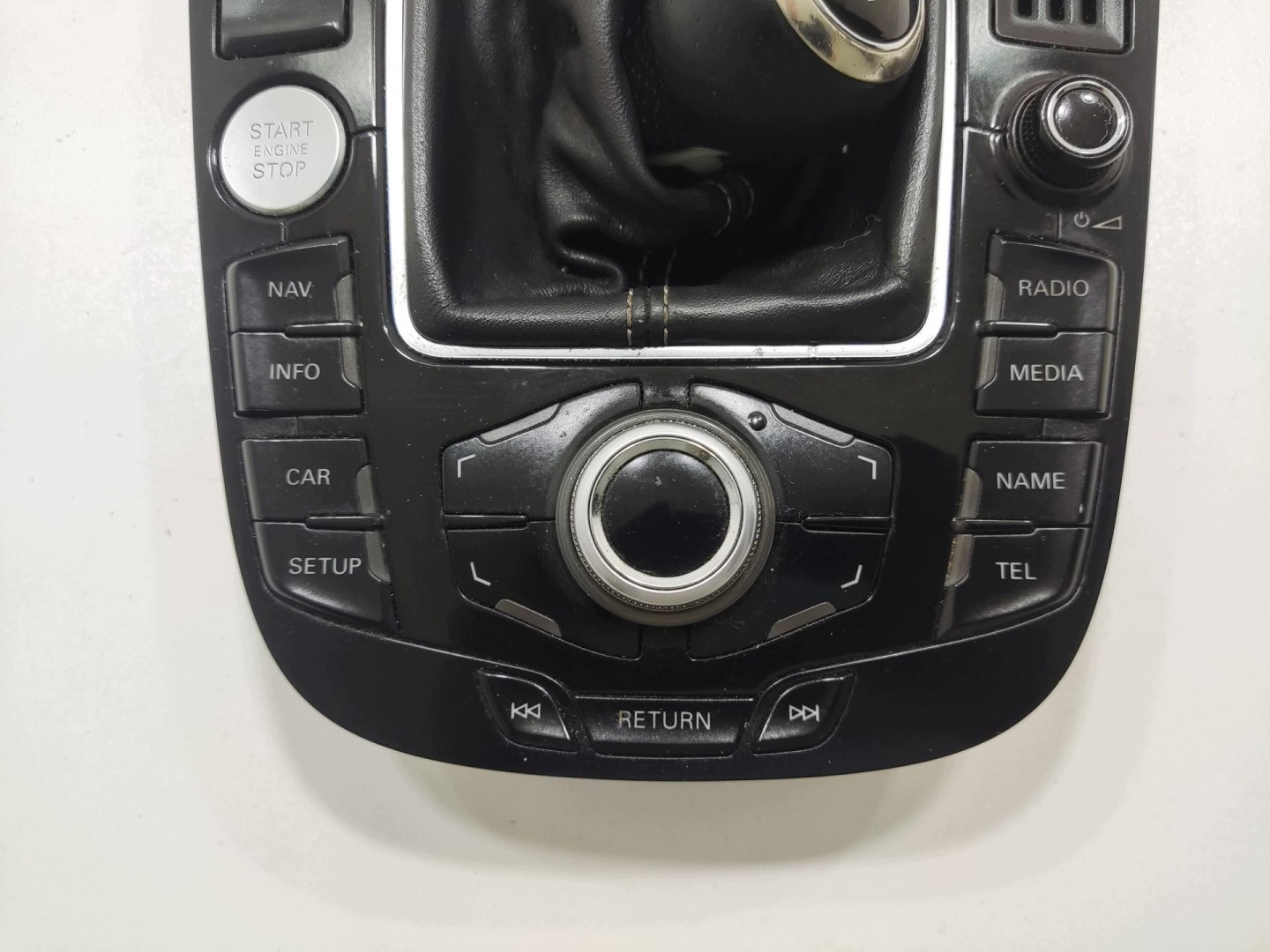 control panel MMI TUNELU SRODKOWEGO AUDI A4 B8 2007-2011 8T0919609C
