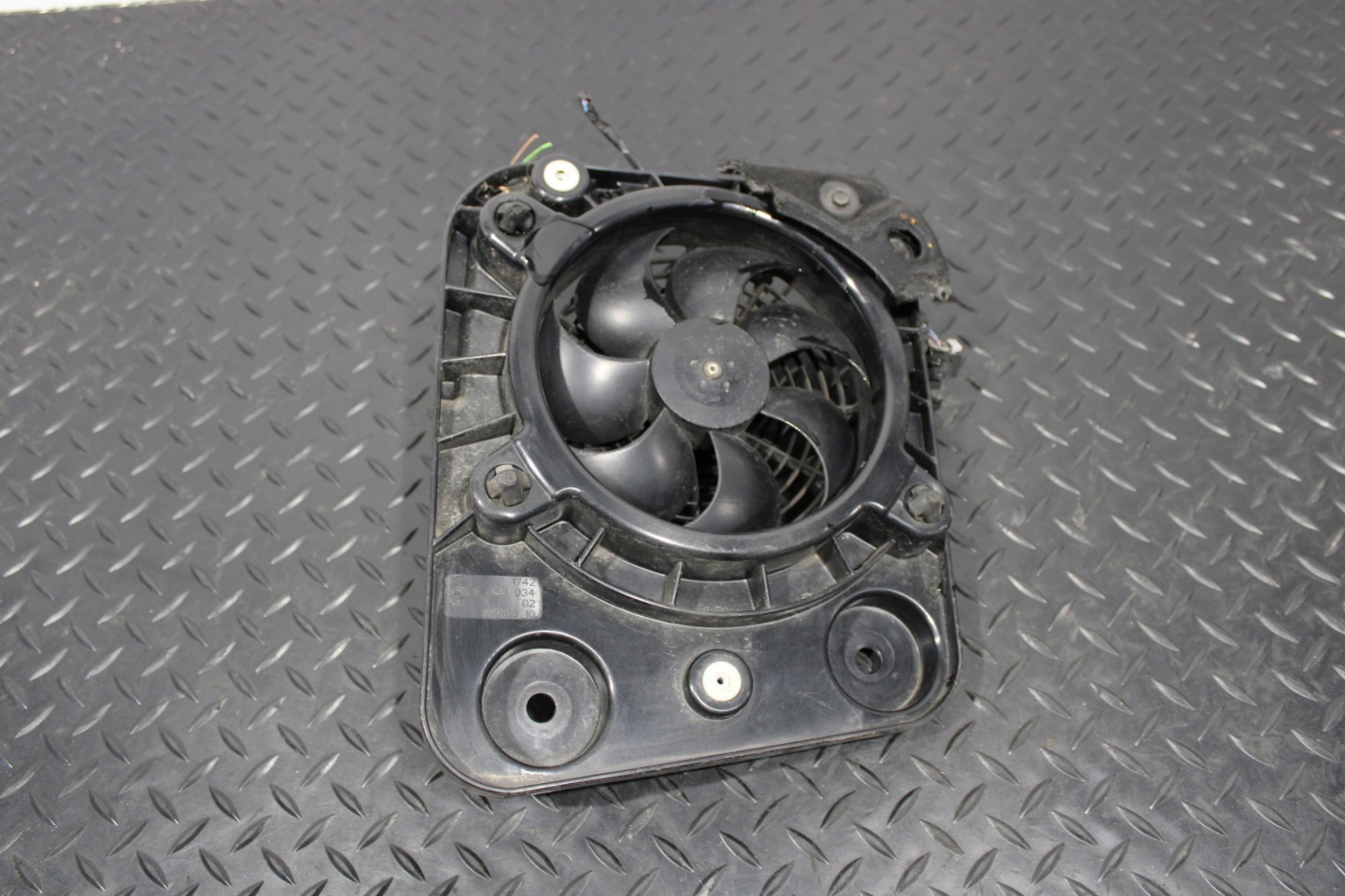 DMUCHAWA LÜFTER 8608033 BMW I3 L01