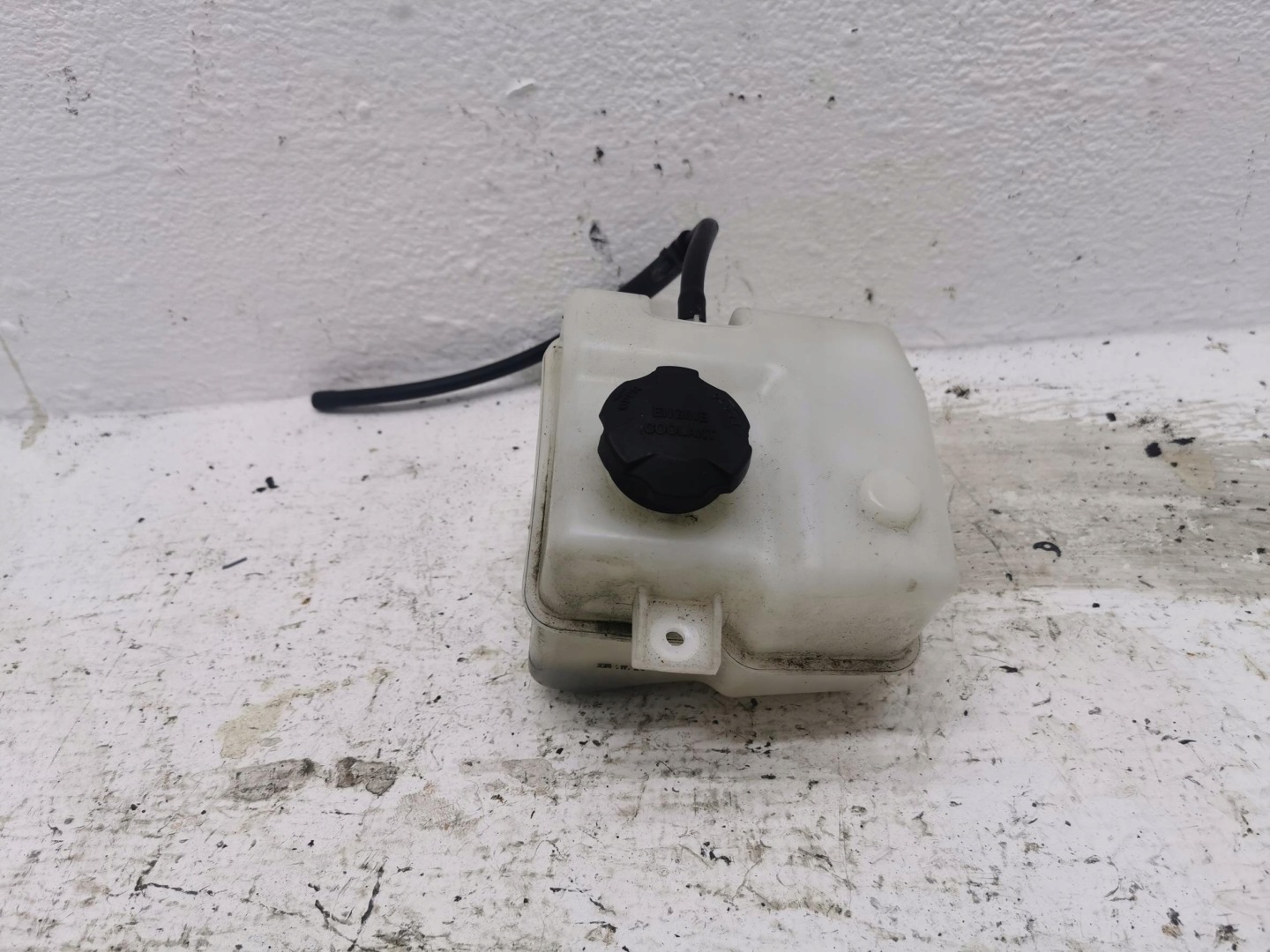 Scheibenwaschbehälter HYUNDAI I40 1.7 25430-3Z100