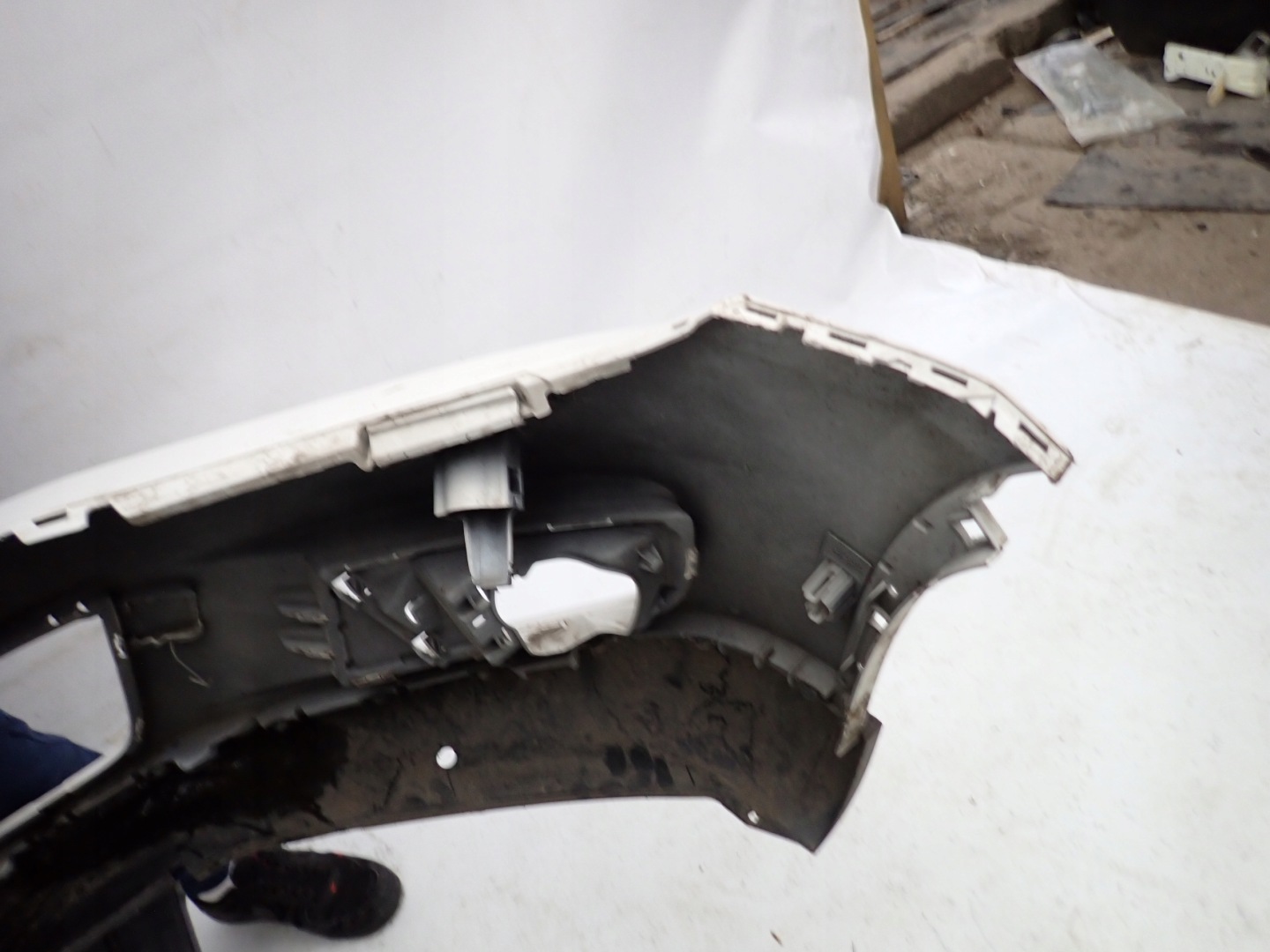 VW TIGUAN and 1 LIFT 11-16 bumper front front 6PDC SPR