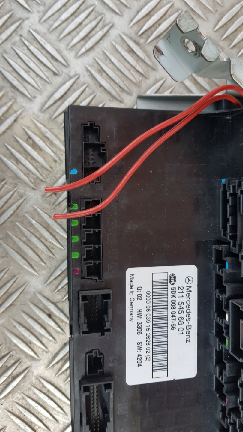 MERCEDES W211 module SAM control unit 2115456801