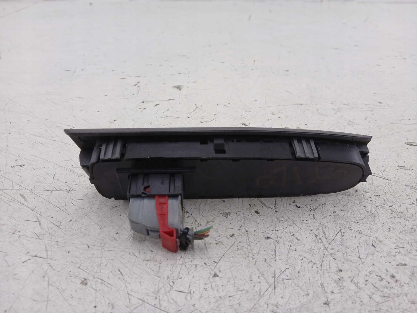 FIAT STILO PANEL okna levý předek B569